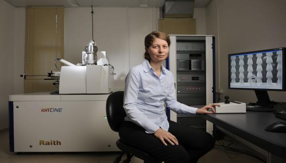 Prof. Yael Hanein